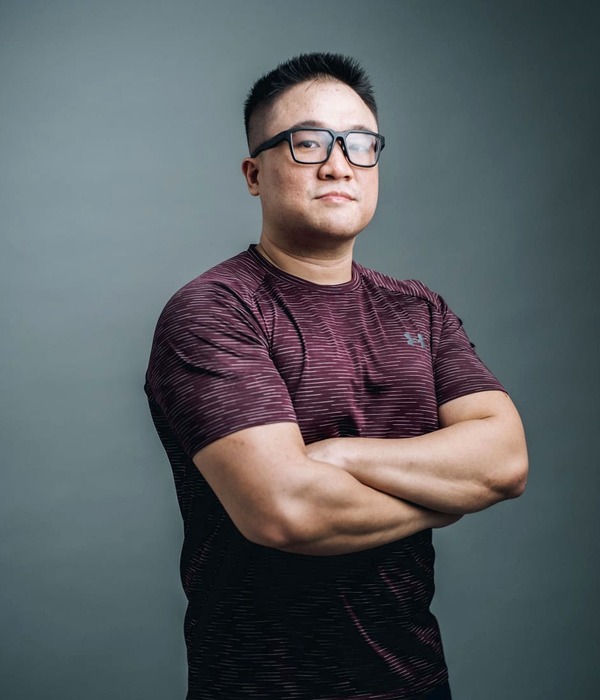 Abed coaching a movement class